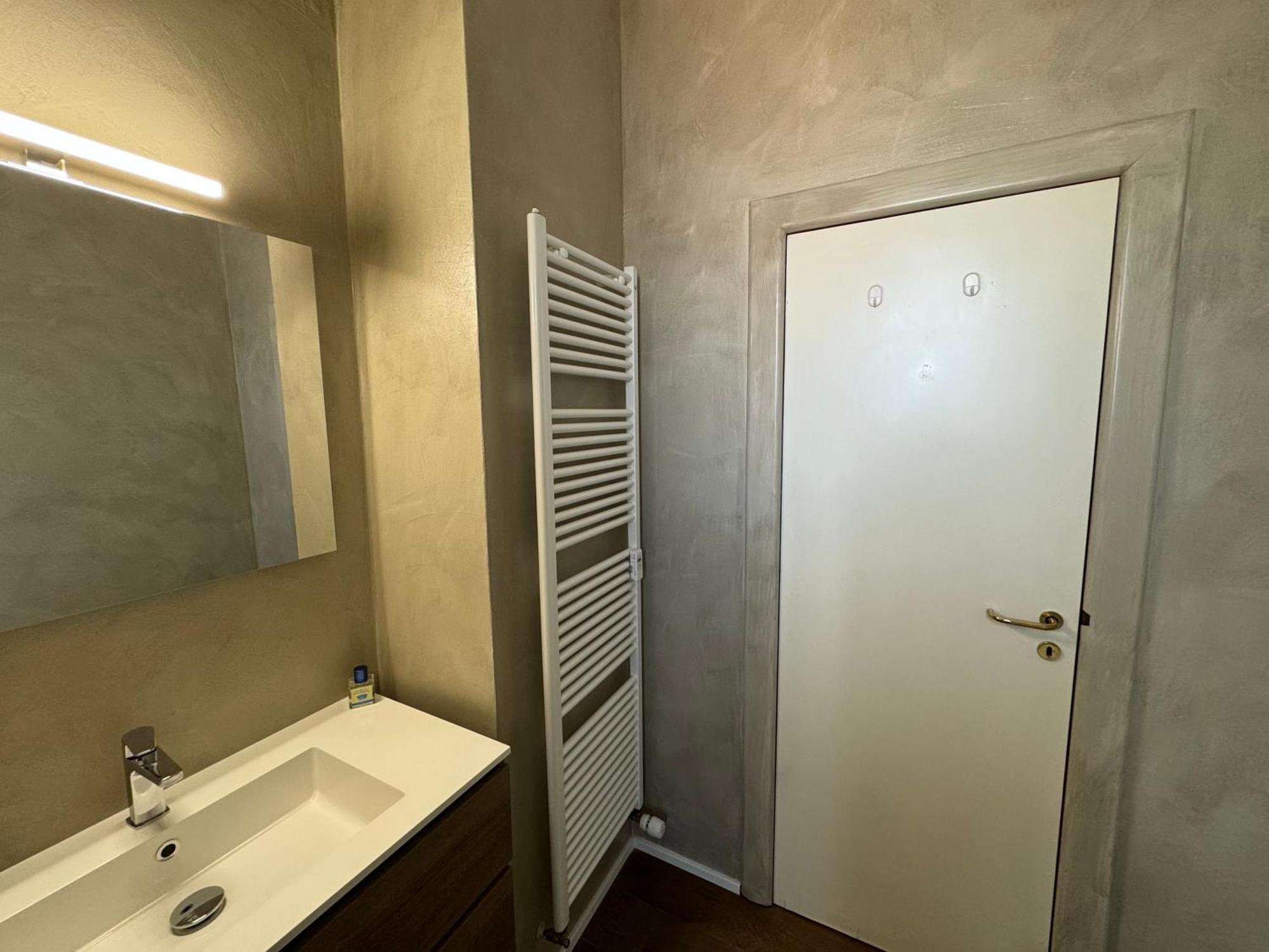 Nicholas B&B City Center- Apartment ボローニャ エクステリア 写真