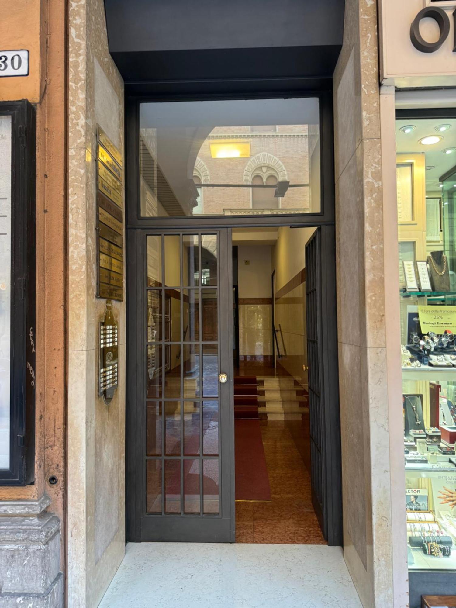 Nicholas B&B City Center- Apartment ボローニャ エクステリア 写真